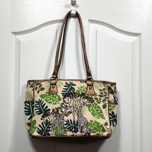 Bueno tote bag with giraffes